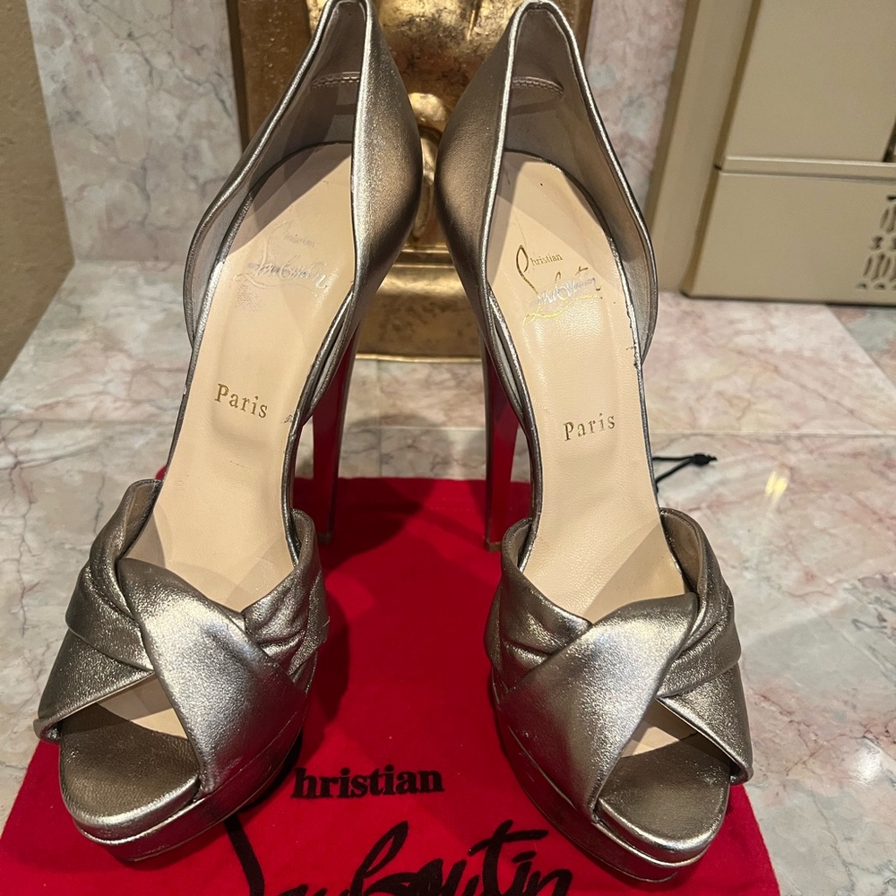 Sold Brand New Christian Louboutin Volpi Pewter Heels Size 40